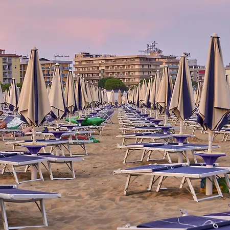 Charming With Terrace * Bibione