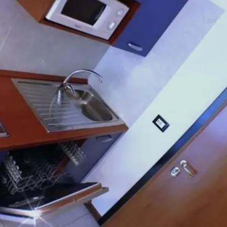 Charming With Terrace Appartement